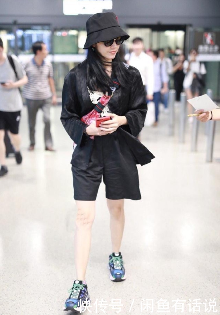 面料|今夏流行“大裤衩+平跟鞋”，别以为邋遢其实挺高级，淑女也能穿