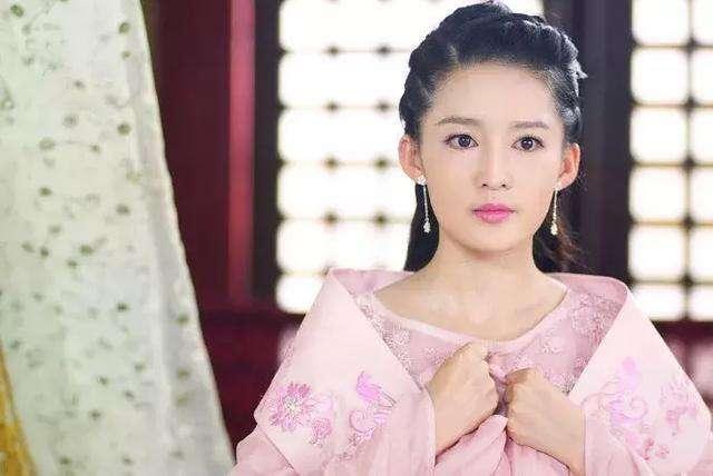 皇帝|驸马愚钝不通男女之事,公主跑去向哥哥哭诉,皇帝一条妙计解决