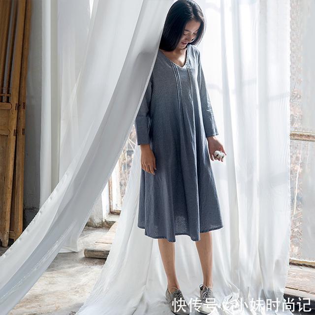 气质女人 素缕连衣裙,清丽脱俗,做气质女人