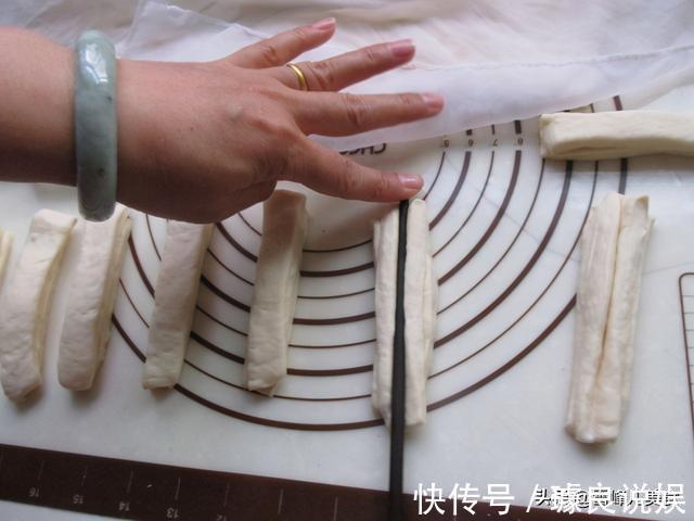 配比|炸油条不用泡打粉,2步炸出大泡油条,酥脆好吃真简单,值得收藏