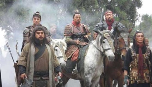  秘密|宋江临死之前，为何要用毒酒毒死李逵，只为掩盖自己心中一个秘密