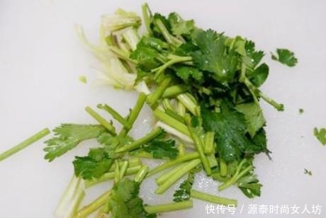 秋天|秋天最肥美的海鲜,45块钱一斤,搭配豆腐煮汤特鲜,好吃营养高