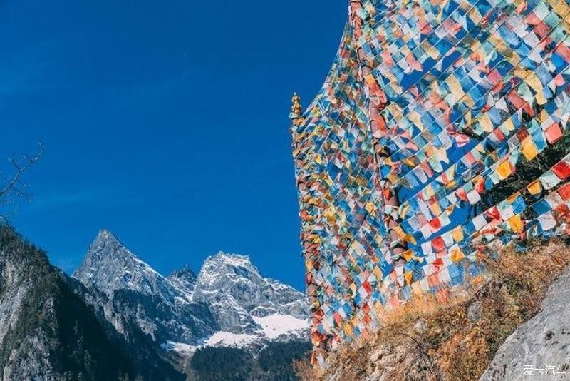 跨越雪山，寻找消失地平线上的巴拉格宗