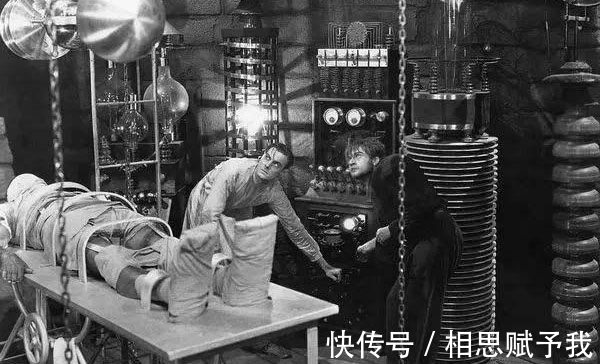 弗兰肯斯坦@苏联制造20条双头狗,冷战对手不甘示弱,美国人又制造出什么?