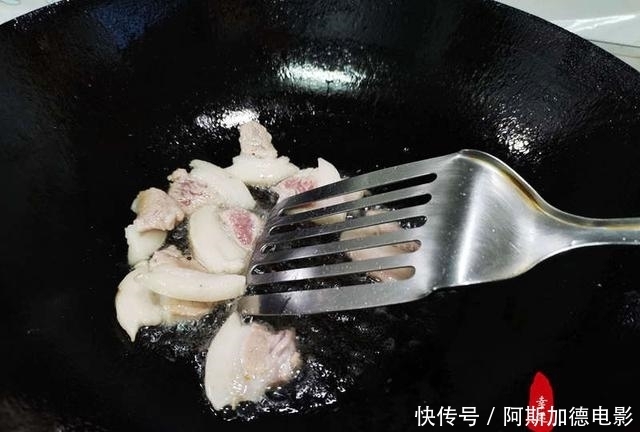 喜欢|豆腐白菜丸子粉条一锅烩的大菜，好吃还接地气，就喜欢家常菜