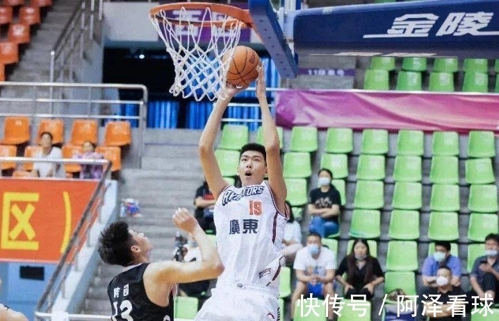 易建联|恭喜广东男篮!2米26新人将亮相CBA第二阶段,易建联后继有人了