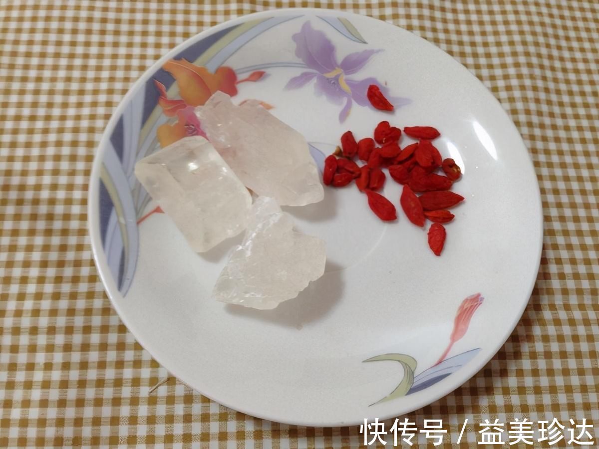 高手|医生不会告诉你,这水果才是止咳高手,润肺化痰效果比梨强10倍