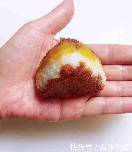 妈妈坚持晚餐吃这个蔬菜,50岁了小肚平坦坦,原来它真能刮油