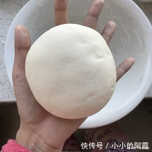 “凉皮”的懒人做法，其实很简单，筋道爽滑，好吃还不上火