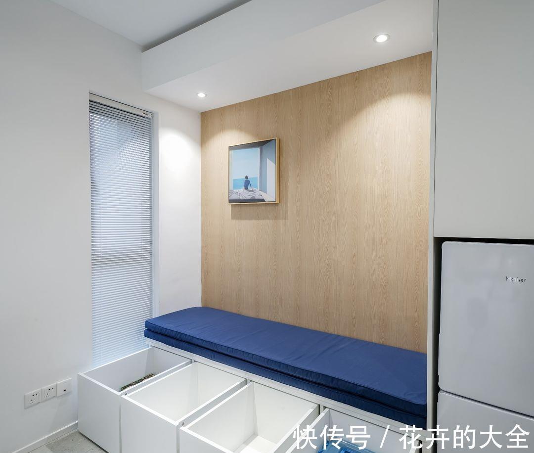 提亮|不到30平的单身小公寓，所有设备一应俱全，还有可旋转的电视