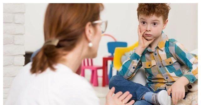 顶嘴|孩子顶嘴时,父母要怎么做?李玫瑾:要说两句话!娃长大会感激你