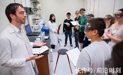 丘成桐|为什么美国人学的数学比我们简单，却还能做出超级牛的东西?