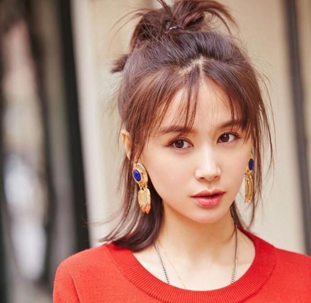 王子文承认有孩子,在节目当中公开四年初恋对自己的影响