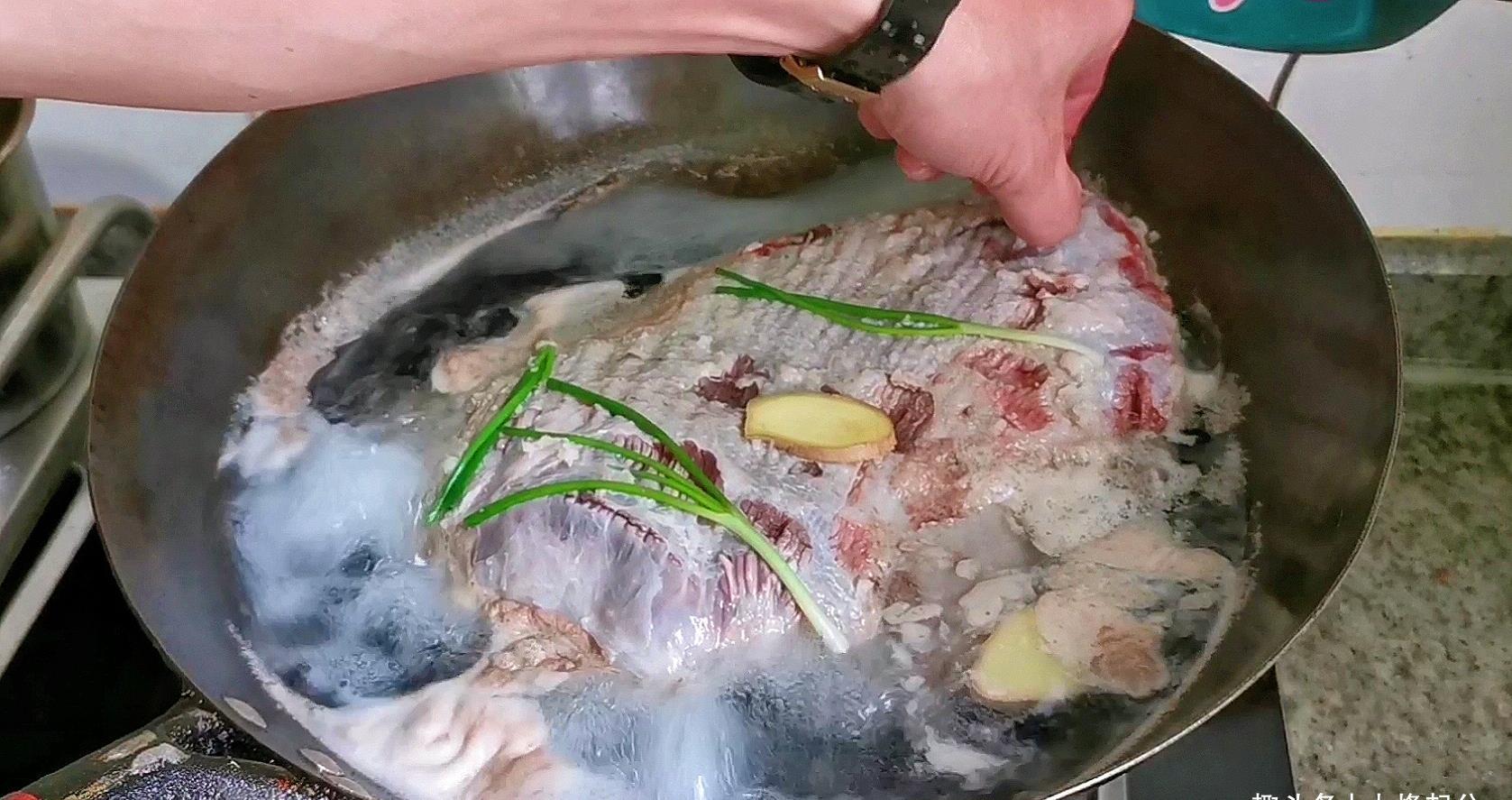 “手撕牛肉”做法,饭店不外传配方,自己在家也能做,收藏了