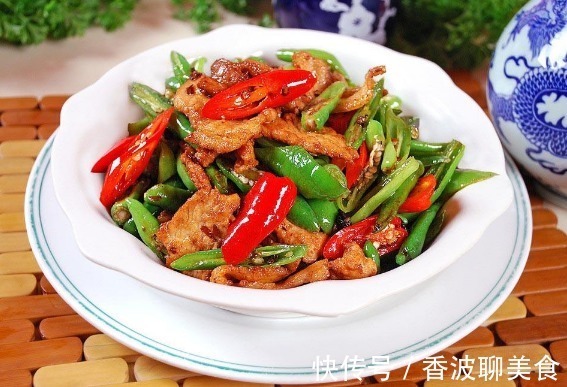不管炒啥肉,别用盐淀粉腌制,换成4样调料,嫩滑可口,还不粘锅