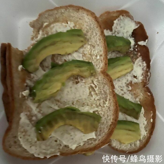黑暗料理|35个活久未见的西餐，黄瓜中间塞着香肠，美国鸡蛋灌饼跟谁学的