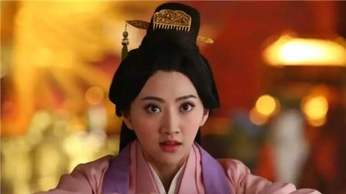  古代|她被称古代第一才女，却写了本祸害女性2000年的书，你可能也读过