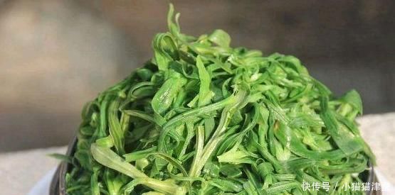 “野草”名字很好听，热水一烫成“面条”，女人吃了好处多