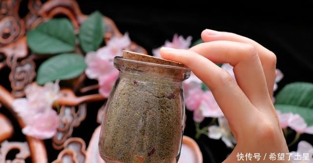 红糖|怕热多吃它,不磨豆浆不泡醋,每天吃2勺好处多,夏天别忘了吃!