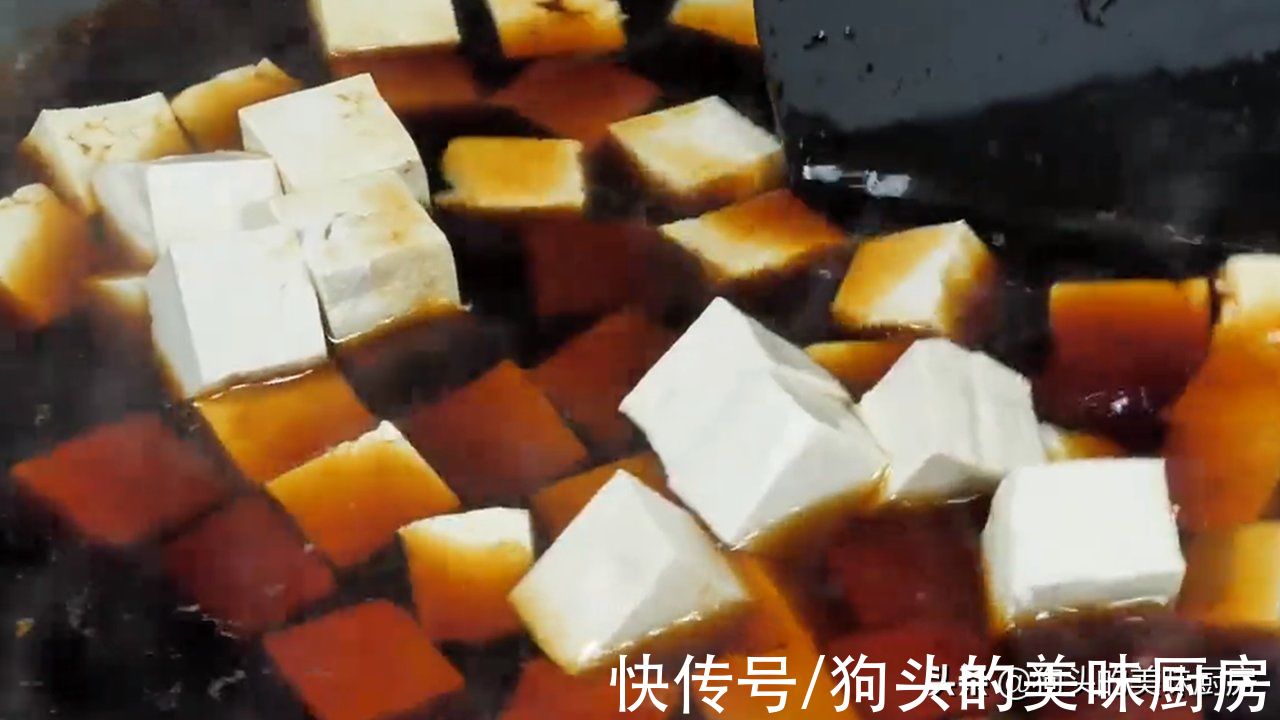 五块钱的豆腐，做出28元的价格，味道鲜美，比吃肉还过瘾