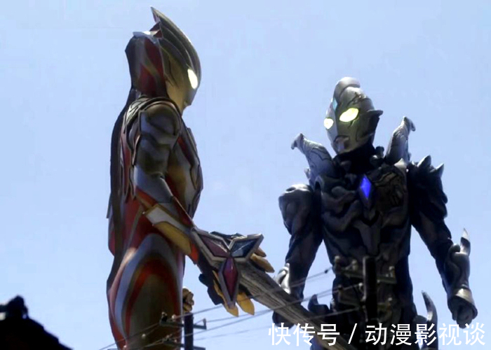 特利迦奥特曼|邪恶特利迦暴打主角,真是《特利迦奥特曼》剧场版Boss?我们忽视了幕后黑手!