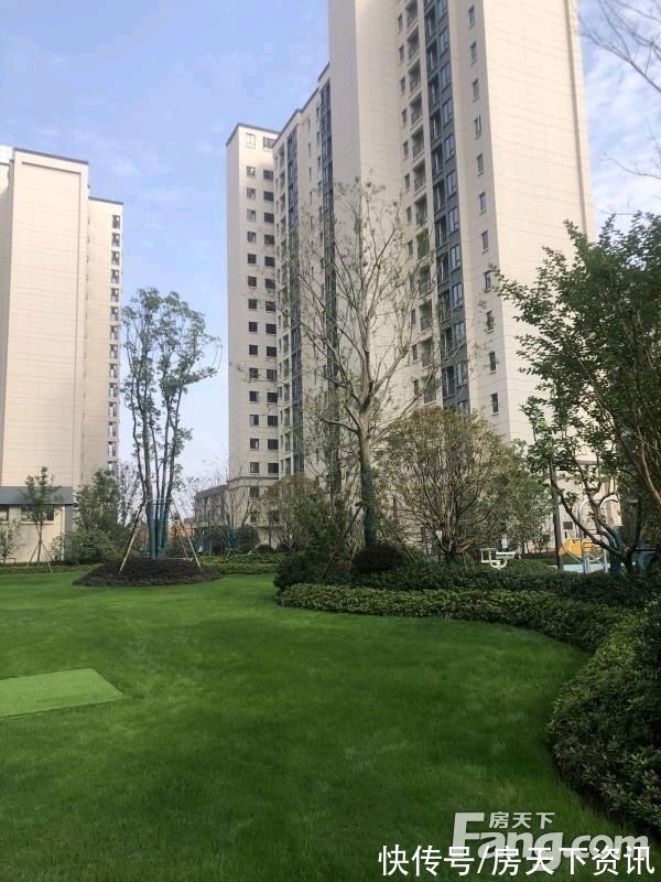 城建|从武汉城建·融创｜锦上公馆现场发来一条项目新消息，请查看