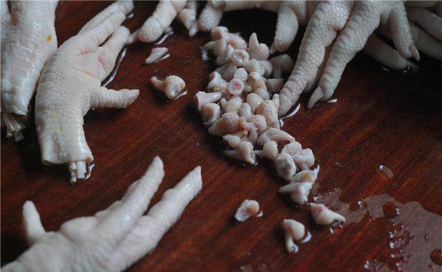 做法|电饭煲做鸡爪,入口即化!胶质十足零失败!配方和做法详细告诉你