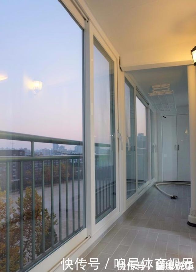 推拉门|看完韩国人封阳台的方式后,网友纷纷赞叹:国内真该学学!