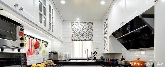 储物柜|多亏老婆这个明智的决定，在电视墙做一圈柜子，完工后漂亮又实用