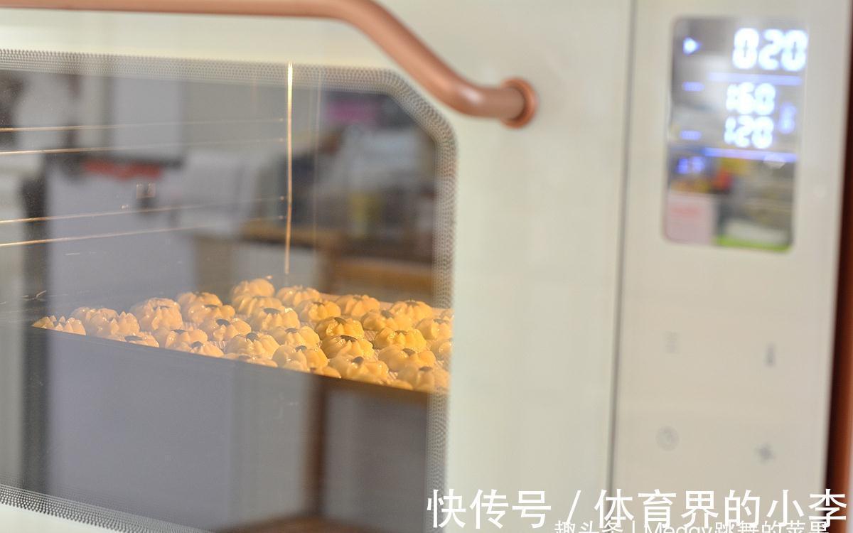 用不完淡奶油别扔，烤一盘曲奇真酥香，自食或送人都太棒了