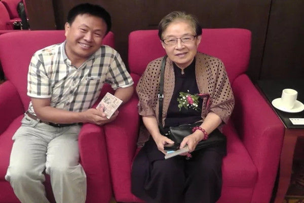 艺术|她把一生都给了艺术,80多岁仍醉心创作,如今弟子闻名世界