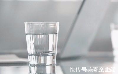 上火|冬季上火容易得病!营养师:经常喝这5种水,助你远离医院