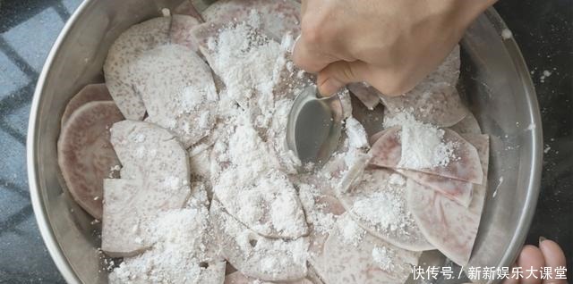 摆酒席设宴,客家人必备的一道酿香芋,酥香下酒,一层更比一层香