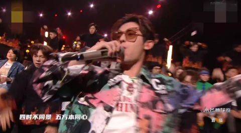 晚會|芒果臺購物晚會一團糟，哥哥姐姐油膩大比拼，亂跳亂唱好尷尬