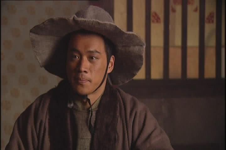 此人|武松武功高,鲁智深力气大,网友:再加一个李逵,也打不过此人!