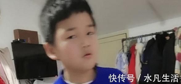 美好的时光|弟弟写作业拖拉被学霸姐姐制服,看到弟弟眼神后,网友哭笑不得