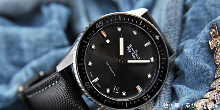 高性价比的潜水表都有哪些,它们可以陪你夏季玩水或下水吗