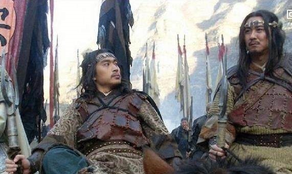 呼延灼!水浒最懵逼的大佬,能战平呼延灼,被宋江打压入地煞星,反而活命