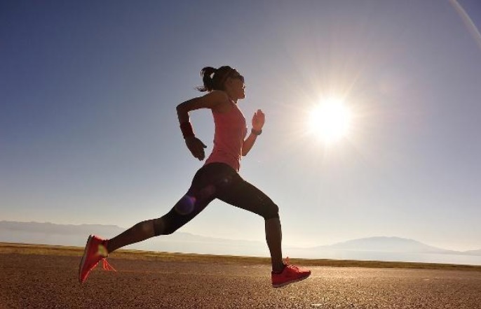 减肥瘦身|早上跑步和晚上跑步,哪个更减肥看完可能你就有选择了