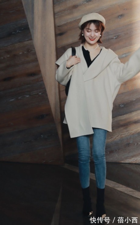 下半身|时髦的小个子女生今年都穿尖头鞋,精致大方还耐看,瞬间显高10cm