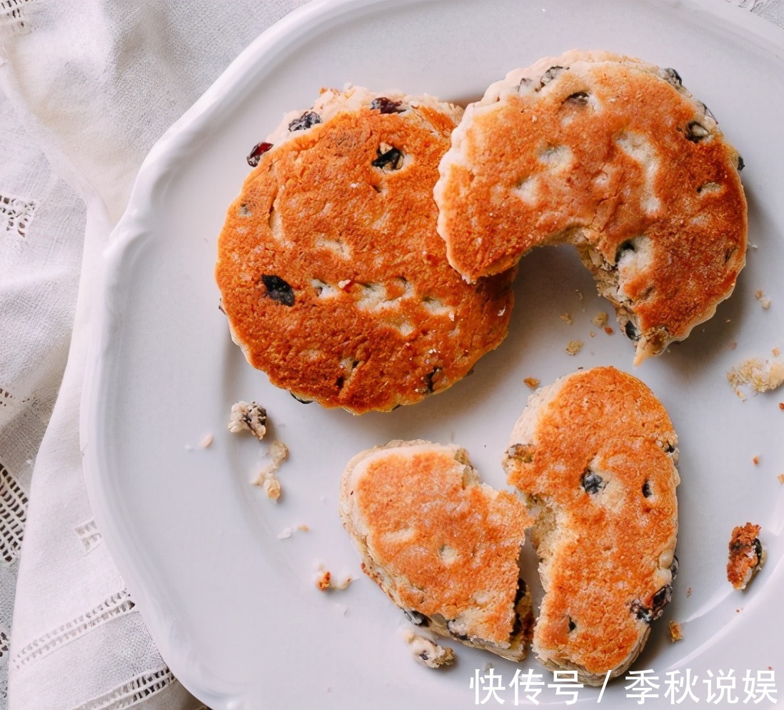 烤箱|传统威尔士曲奇,做法很简单,不用烤箱也能完成,香酥又好吃