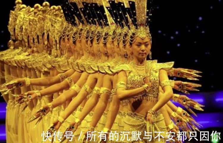 趙麗蓉|費(fèi)翔的歌、趙本山的小品，回頭看春晚這幾個(gè)絕佳節(jié)目，哪個(gè)你最愛(ài)