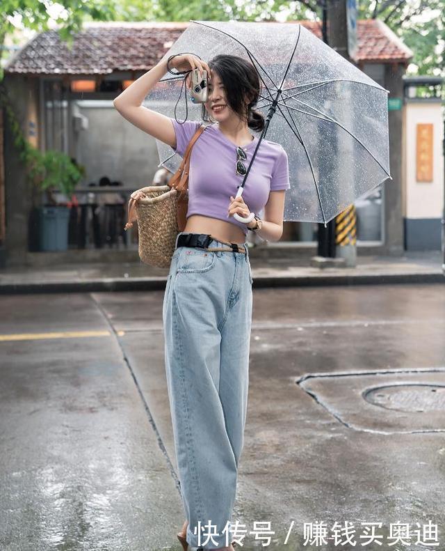 三木又穿火了一种流行色,叫“奶油紫”,显白又好看,黄皮都适合