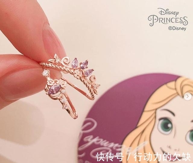 白雪公主 最美闺蜜戒!南韩联名「公主皇冠戒指」贝儿玫瑰水钻好浪漫