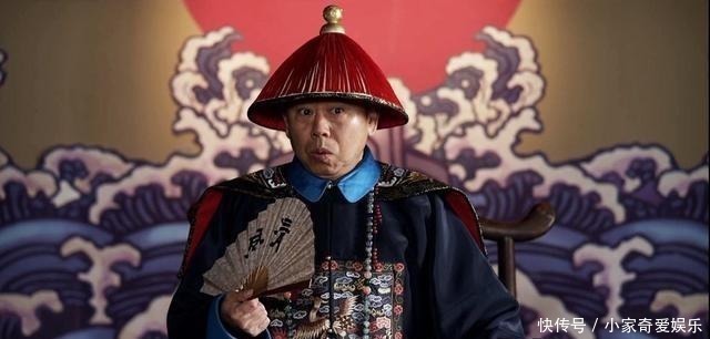 太守|纪晓岚幼年时，知府给他出一上联，他对出两个下联，让知府自己选