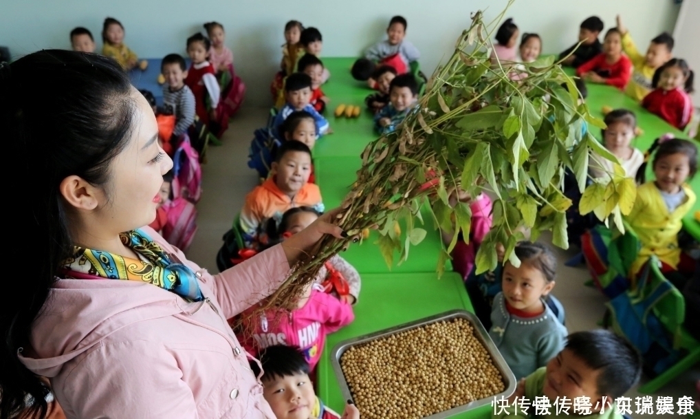 孩子|3种“冷暴力”正在幼儿园里发生，孩子默默承受，父母毫不知情