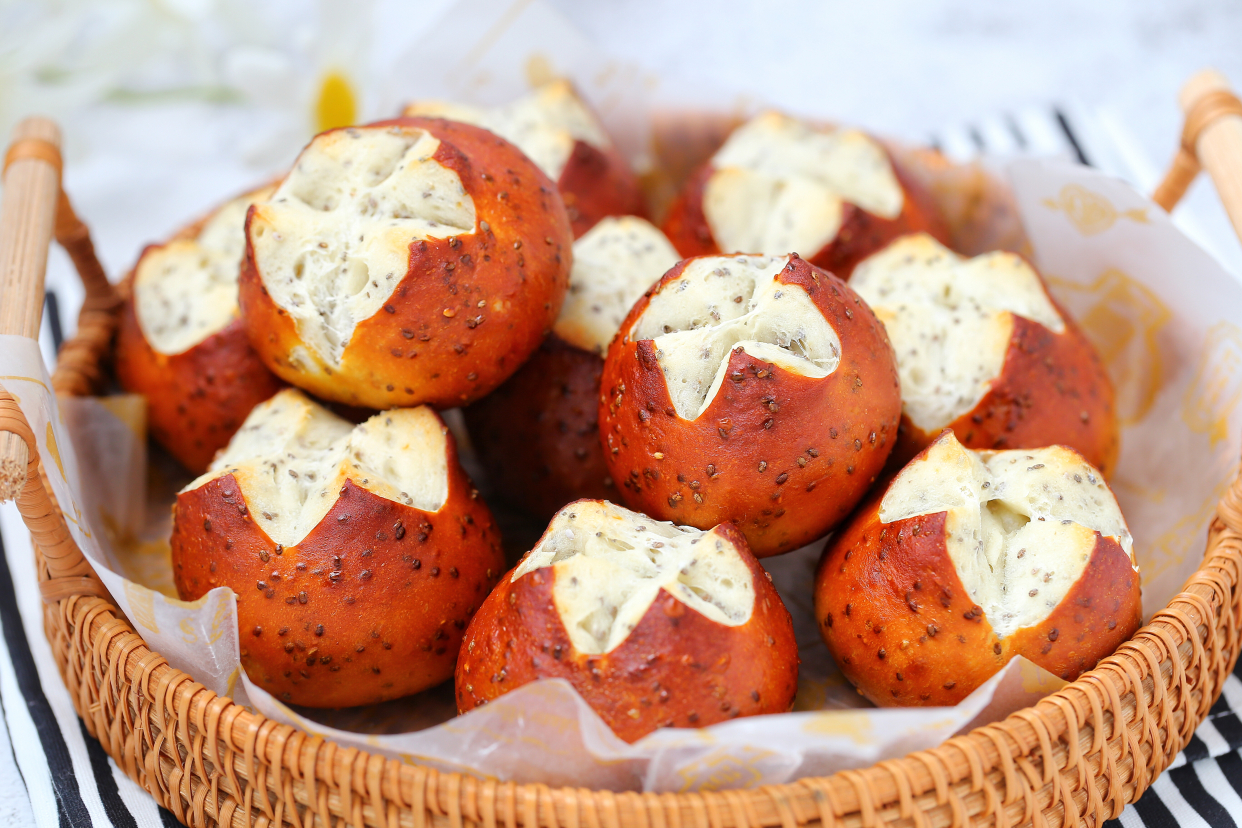 自制低脂碱水球，无糖无油营养十足，饱腹感强适合减肥人群食用！