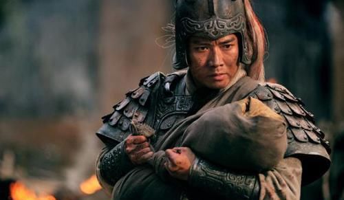 记载|三国正史中，单挑谁最强？按史料记载，吕布和赵云都打不赢他