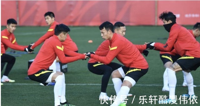 李金羽|国足一队1-1二队,教学赛毫无质量,面对日本越南凶多吉少
