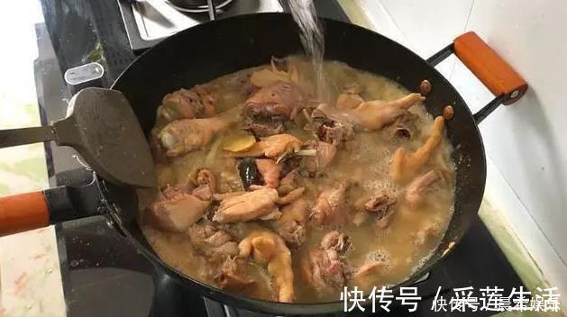 正确做法|炖鸡时，有人直接炖，有人焯水，全不对，教你最正确做法，真香！